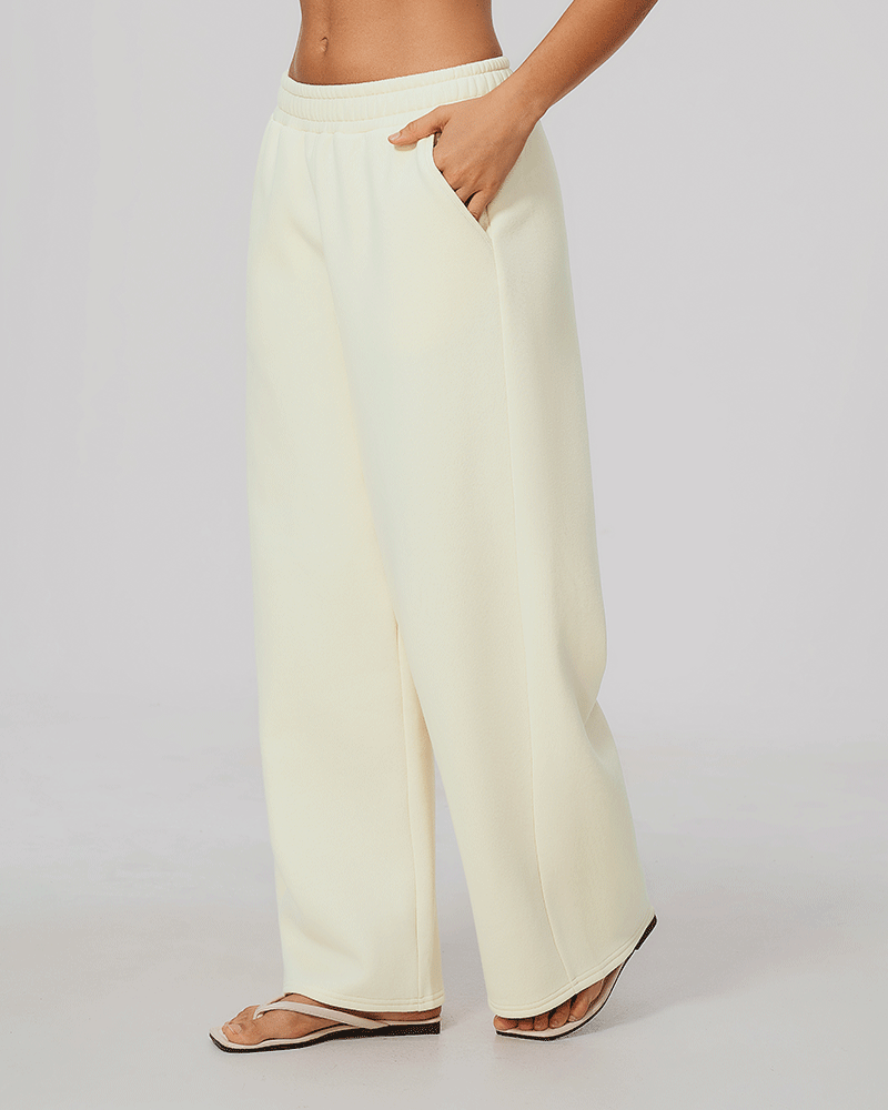 Relaxed-Fit Fleece-Lined Sweatpants