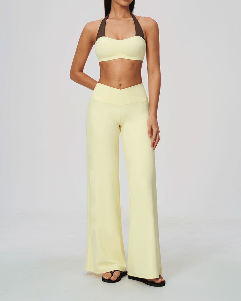 There Color-Block Halter Sports Bra